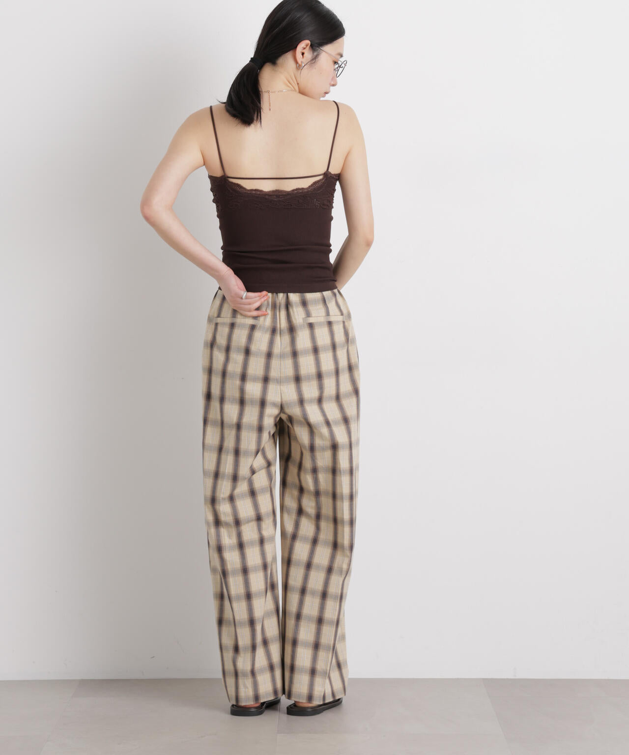 チェックイージーワイドパンツ 6696127312