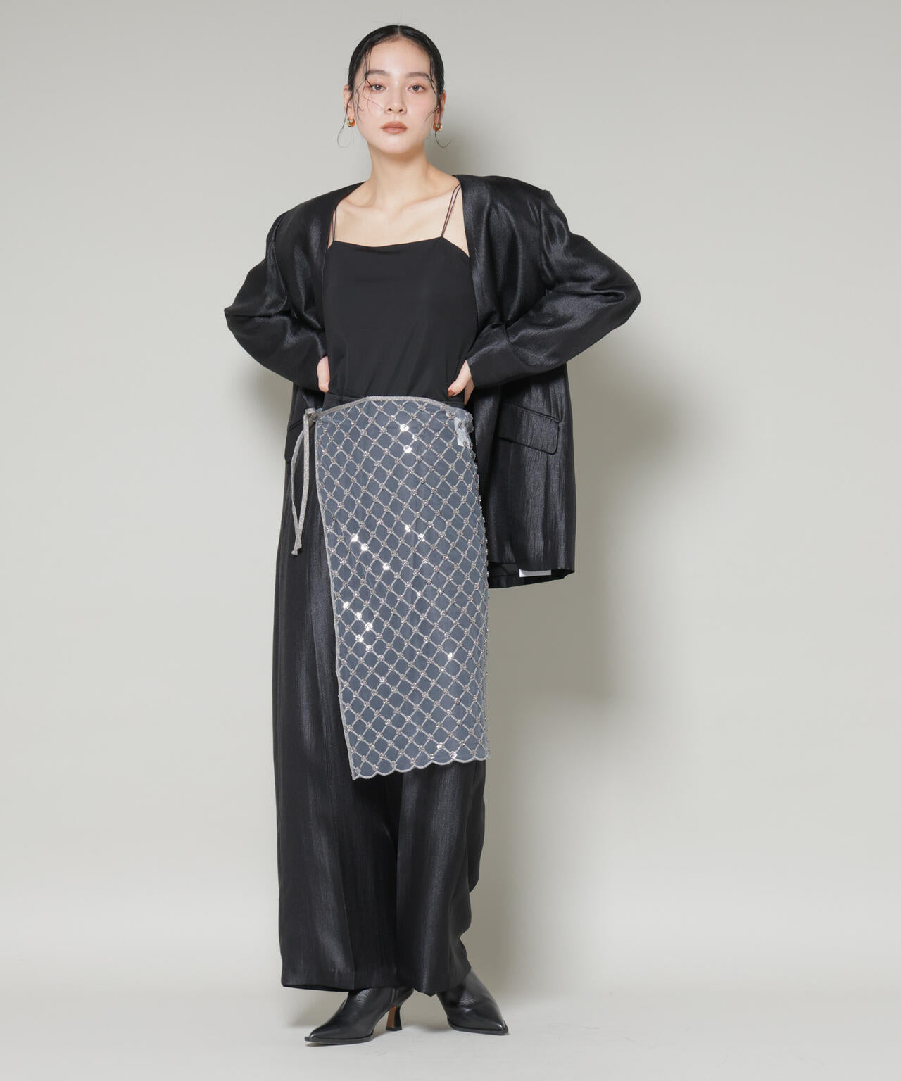 スパンコールビーズ刺繍ラップスカート 6696130300