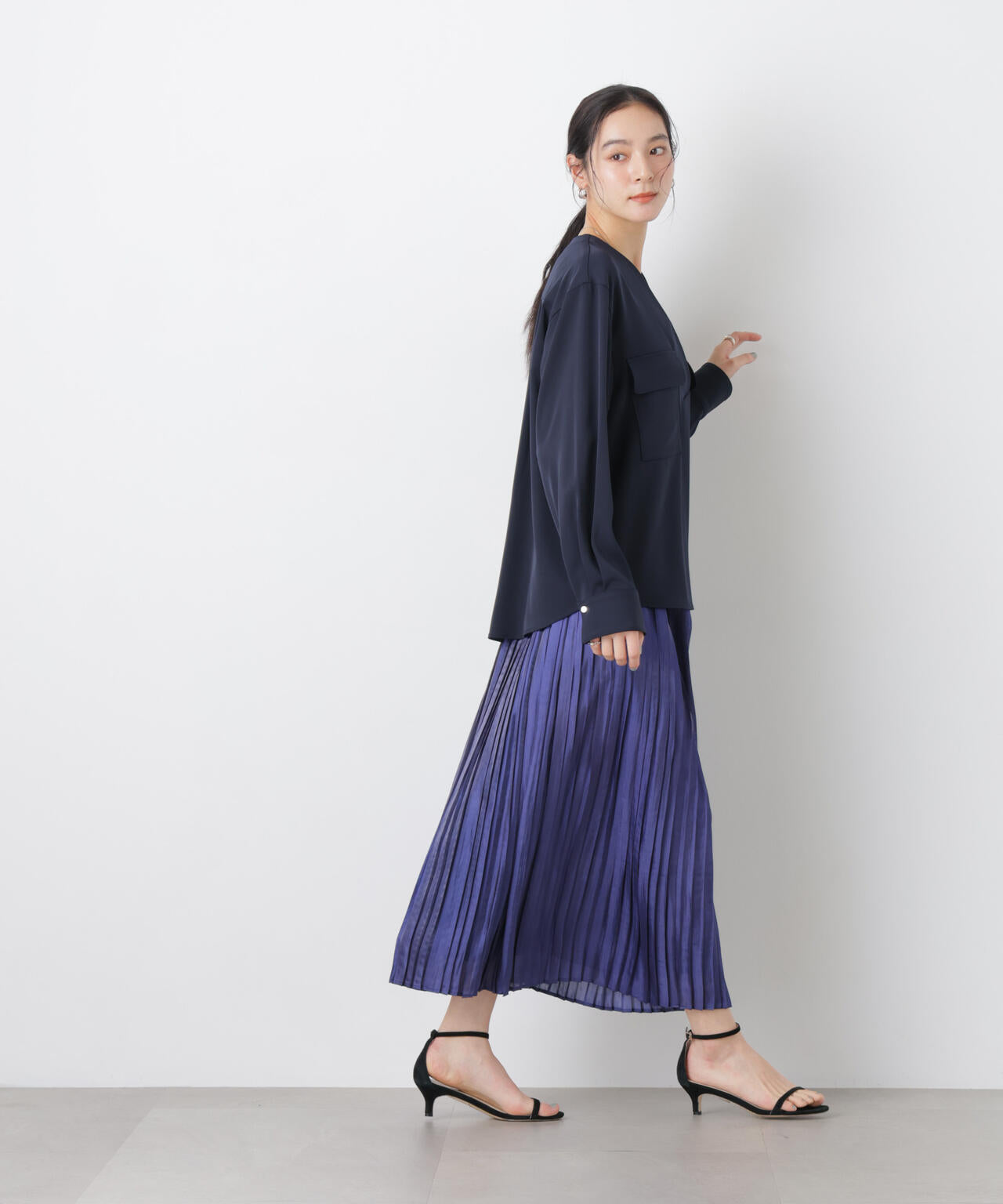 シャイニーサテンプリーツスカート 6696130311