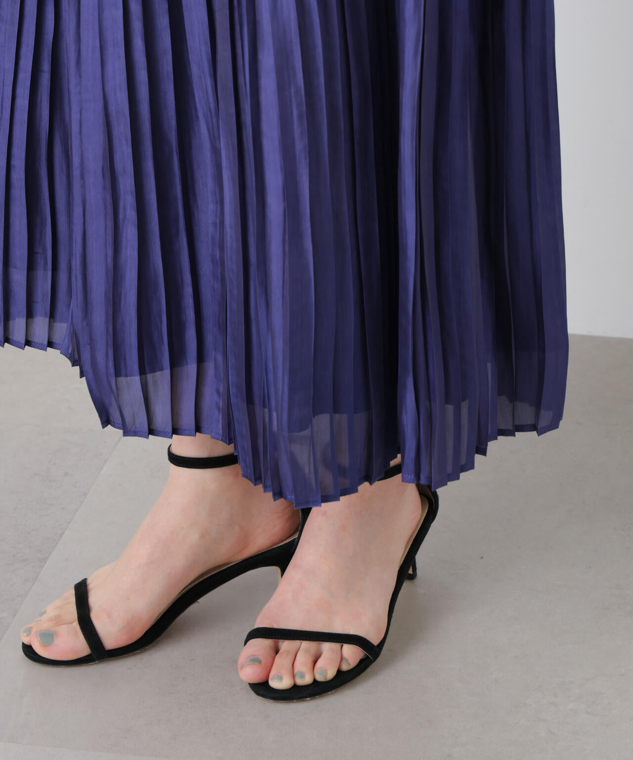 シャイニーサテンプリーツスカート 6696130311