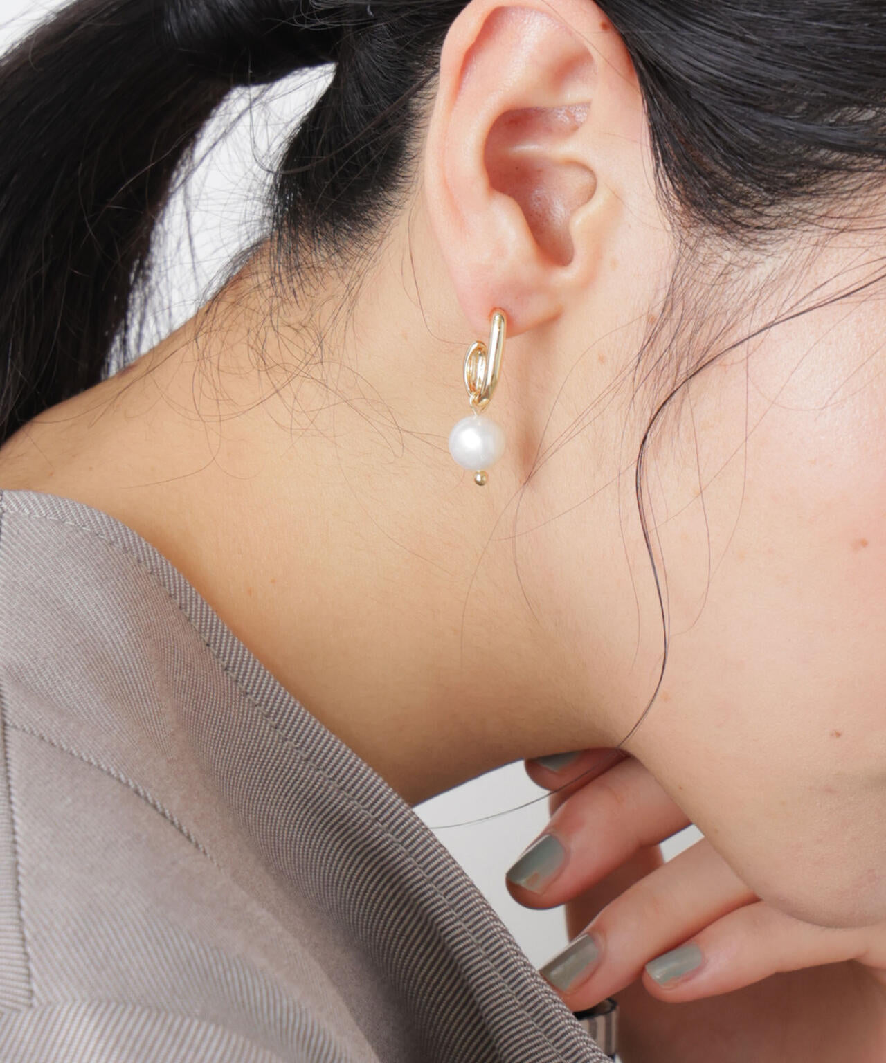 淡水パールドロップピアス 6696145301