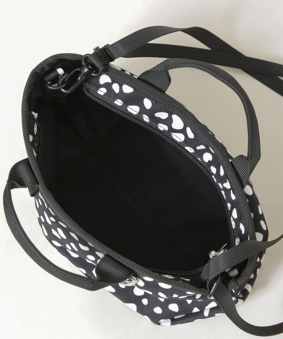 OUTDOOR PRODUCTS/【別注】OUTDOOR PRODUCTS Boat Shaped Mini Bag 6696232305