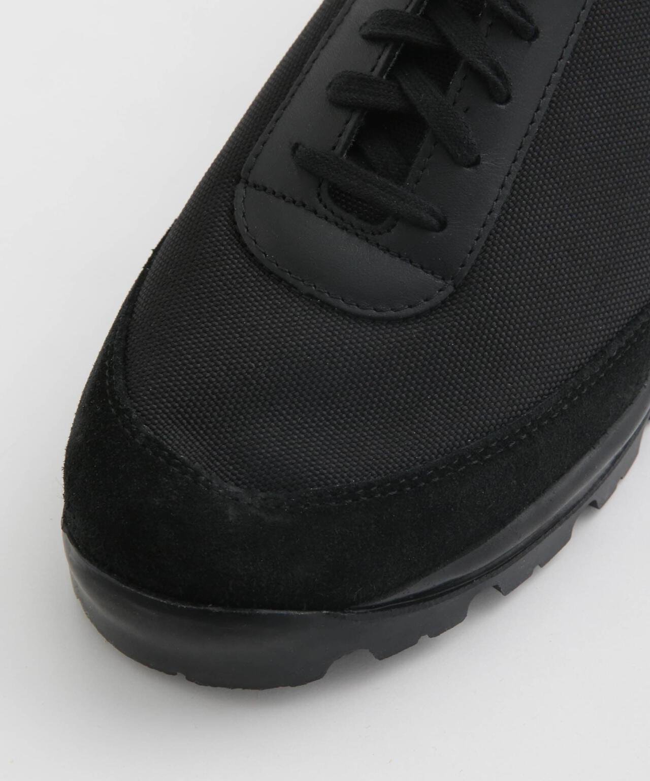 REPRODUCTION OF FOUND/CANADIAN MILITARY TRAINER 6703134110