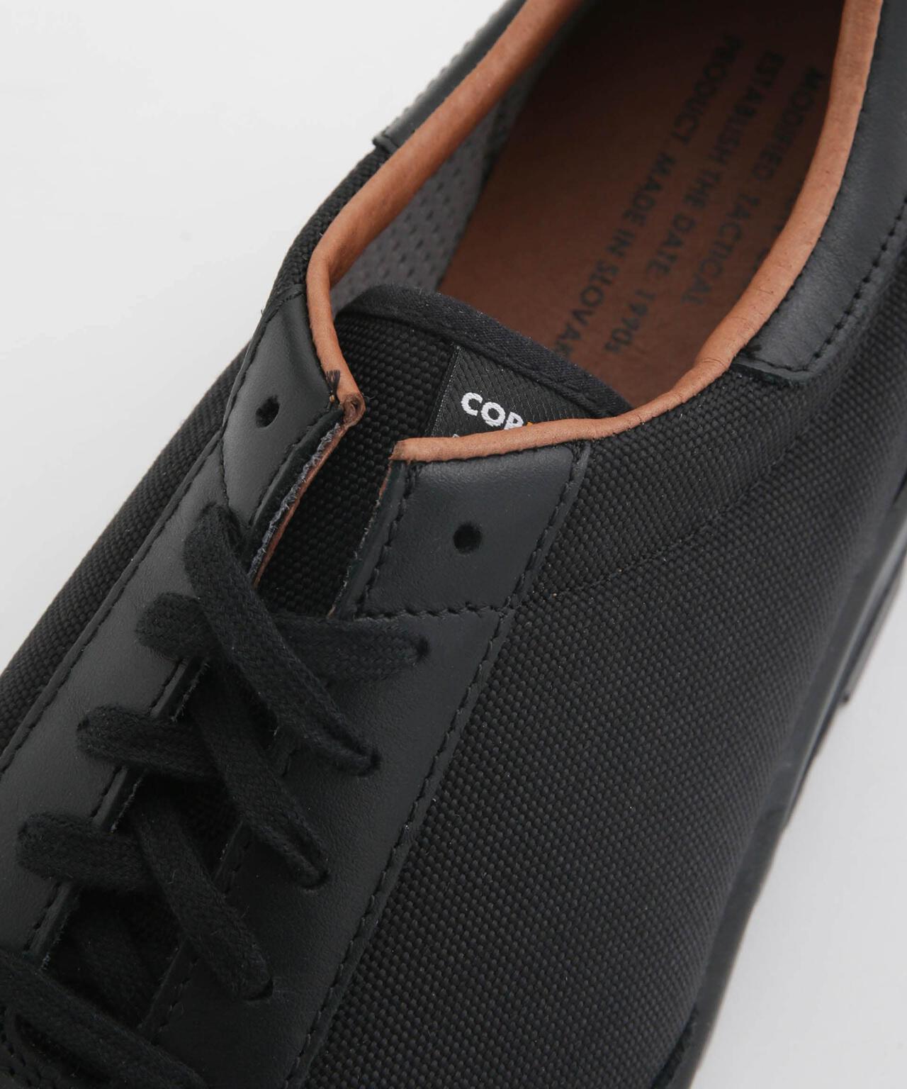 REPRODUCTION OF FOUND/CANADIAN MILITARY TRAINER 6703134110