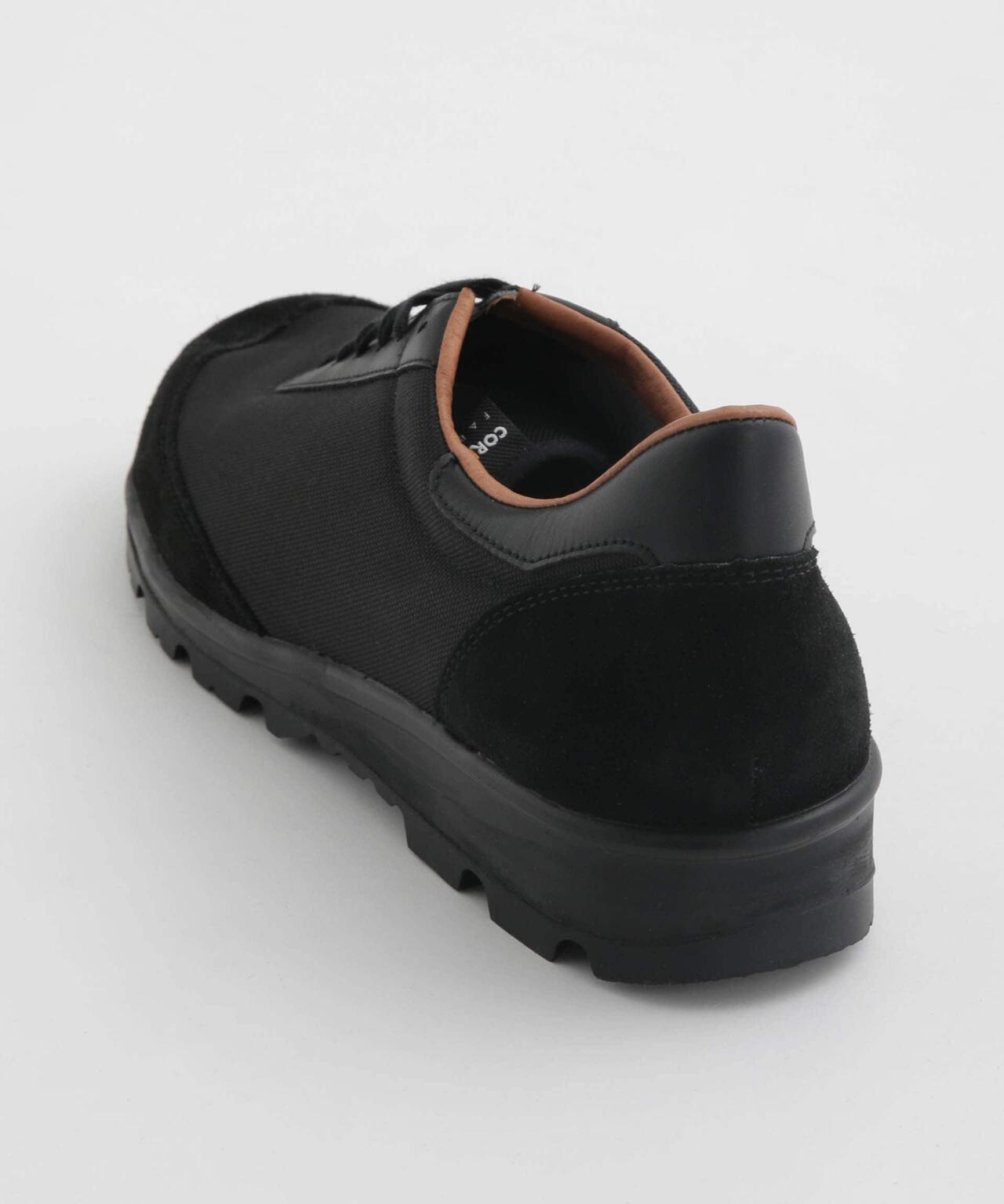 REPRODUCTION OF FOUND/CANADIAN MILITARY TRAINER 6703134110