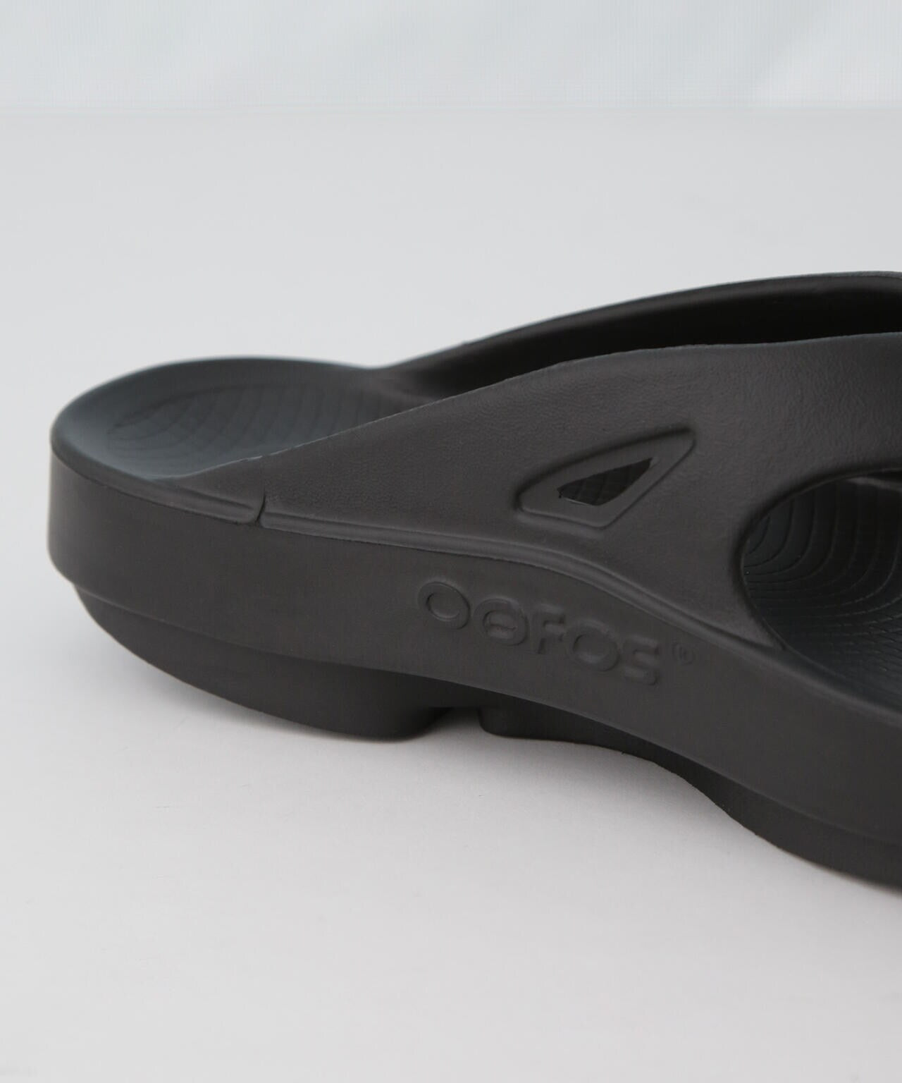 OOFOS/Ooriginal 6704135008