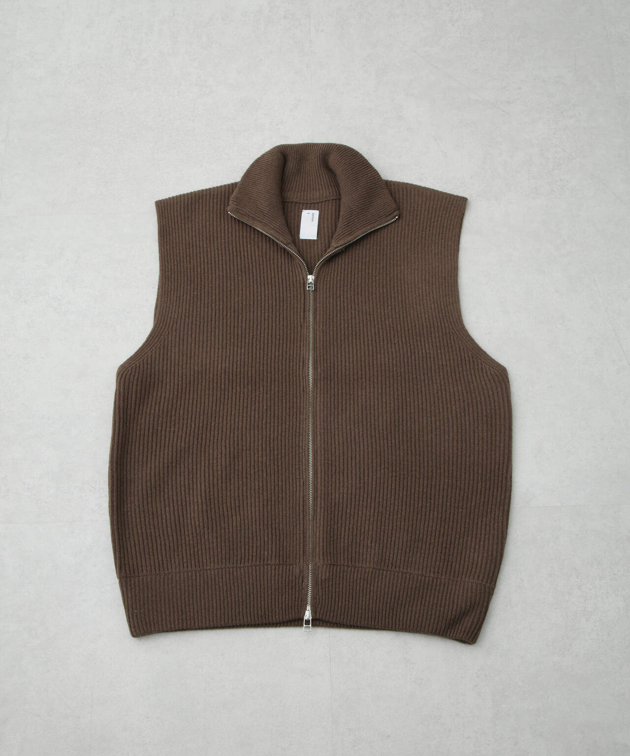 benine 9/エクストラファインメリノ ドライバーズニットベスト 6704222038