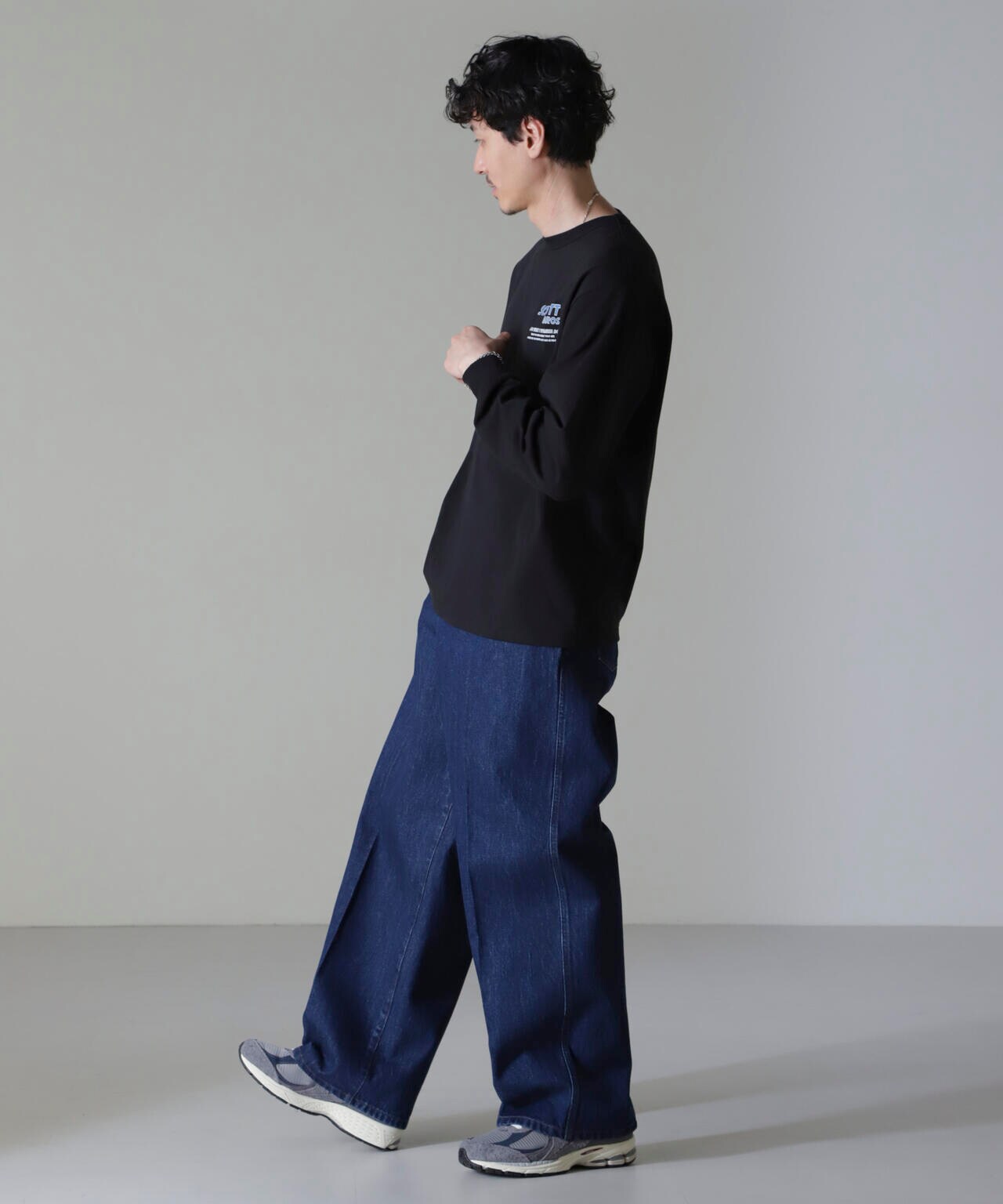Schott/別注 "8 BALL PIN-UP" L/S TEE 6704223070