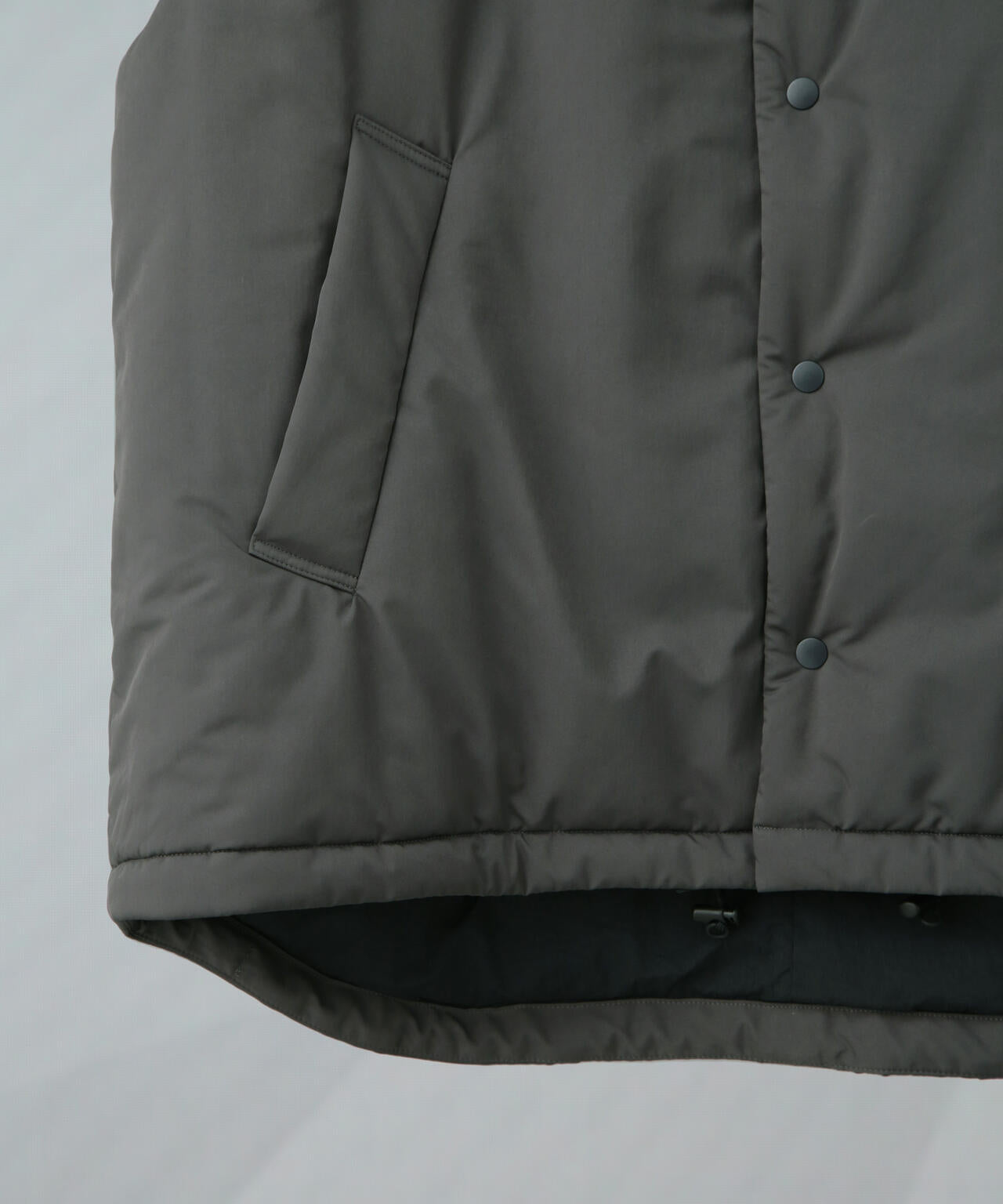 ATON/VINTAGE NYLON TWILL PADDED VT 6704225003