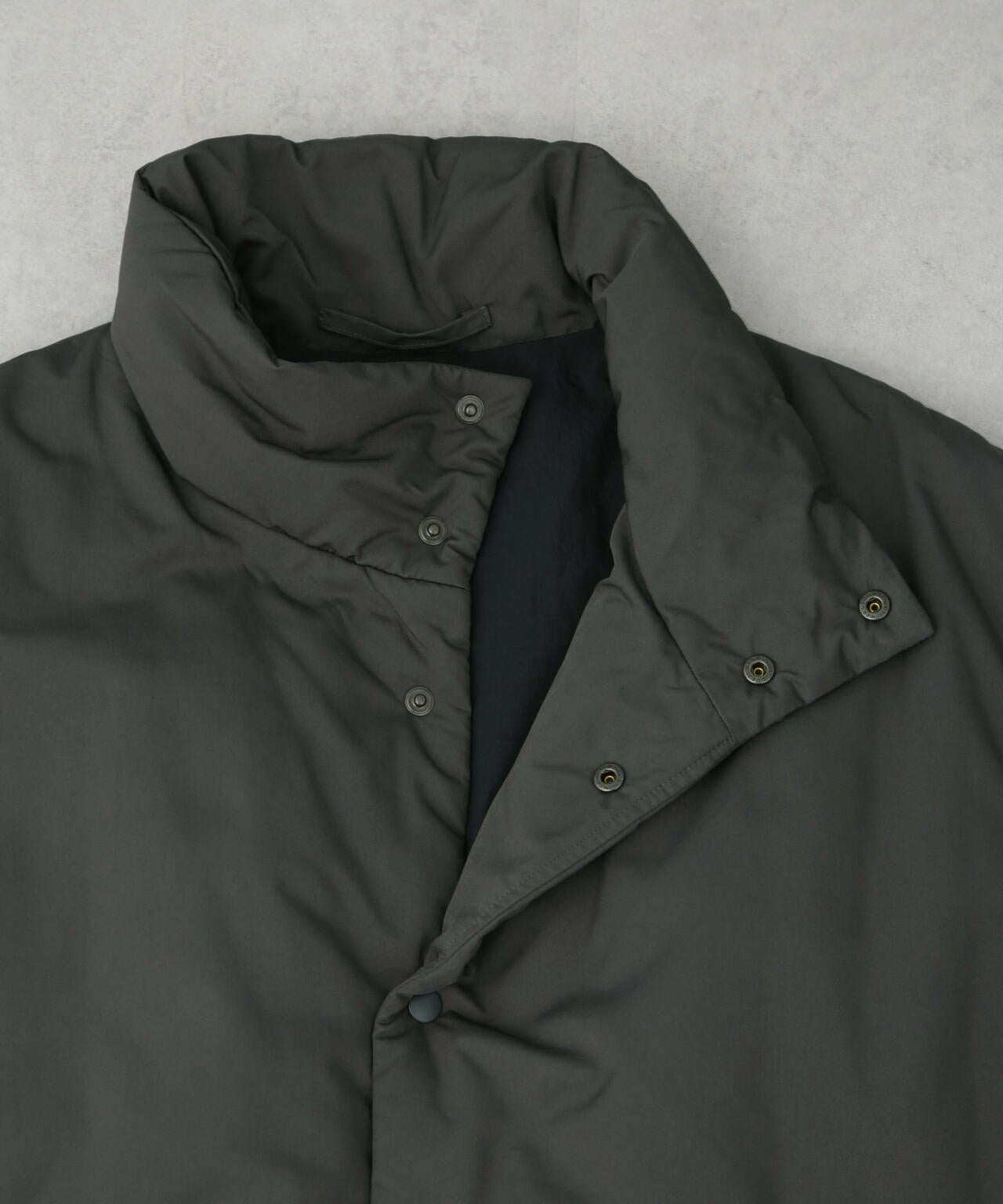 ATON/VINTAGE NYLON TWILL PADDED VT 6704225003