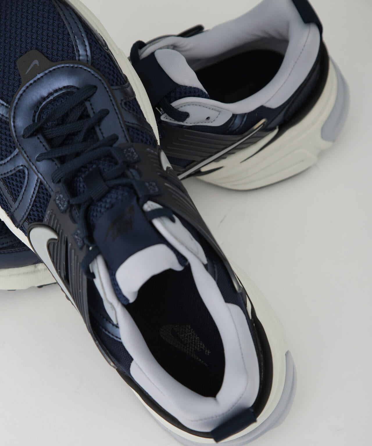 NIKE/ナイキ V2K ラン 6704234148