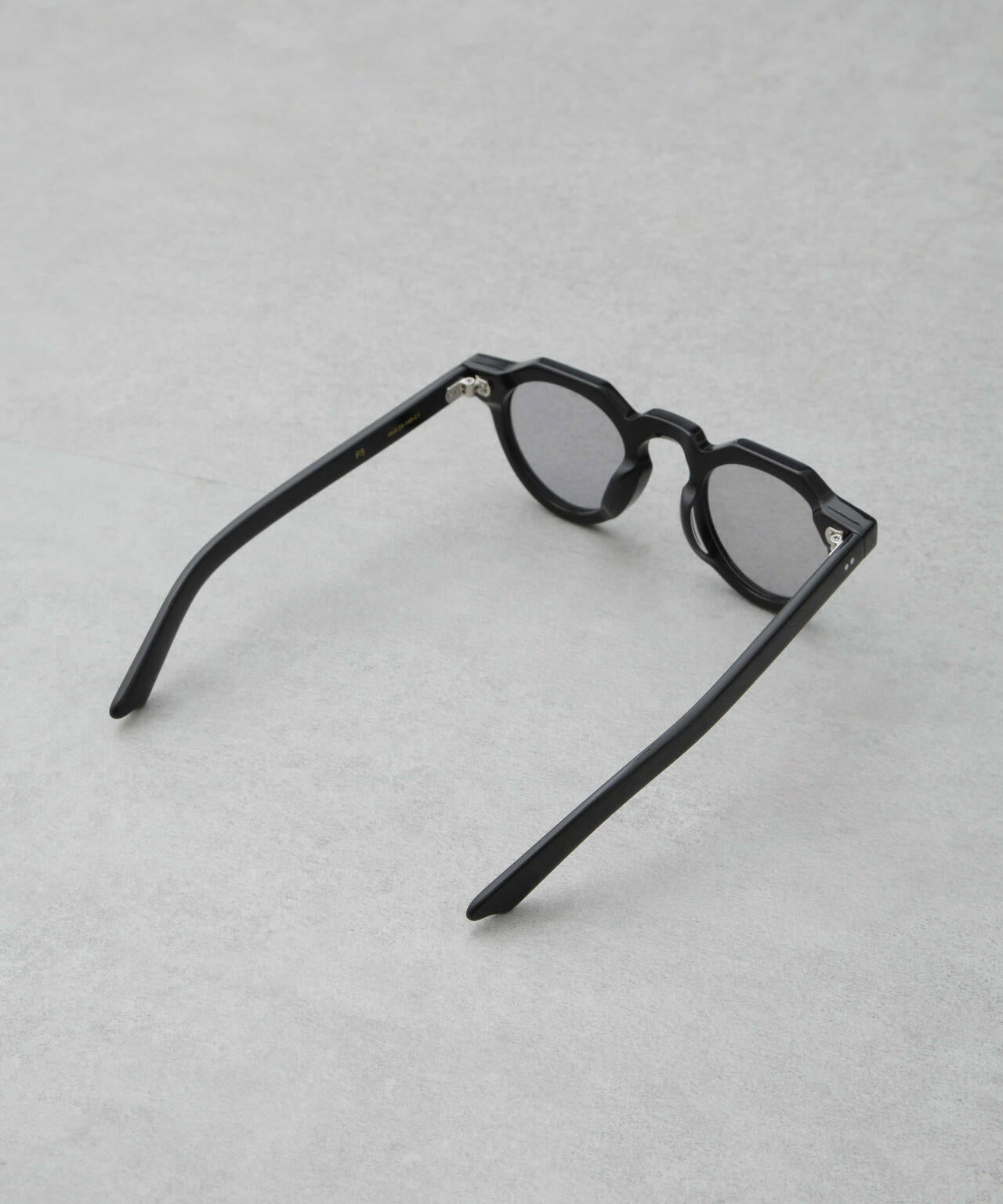 NEW.(Few.)/F5 6704240010