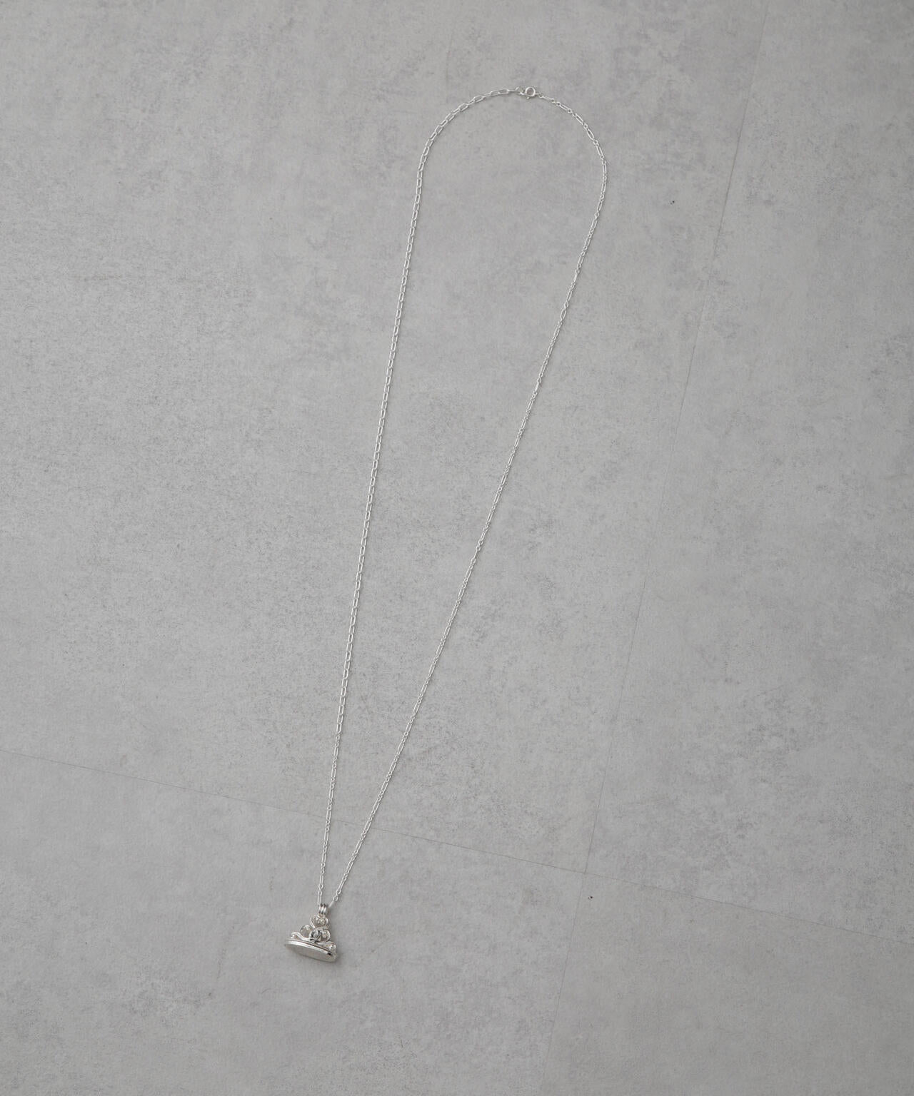 on the sunny side of the street/Oval Fob Seal Necklace 6704246003