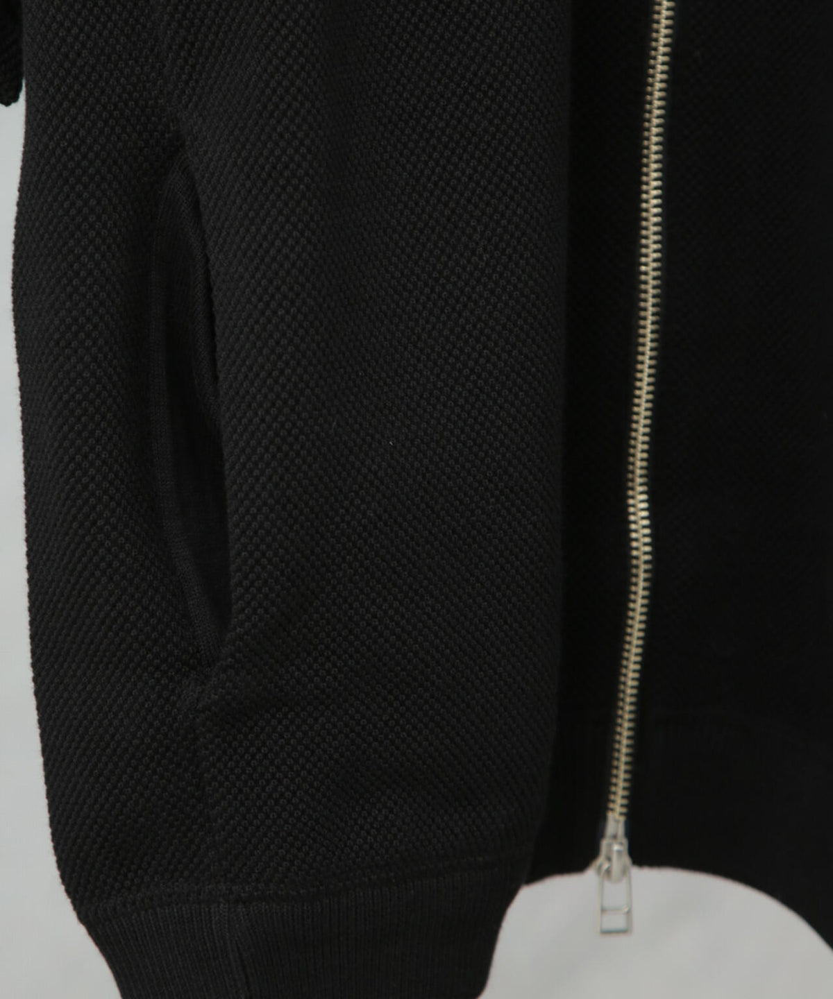 crepuscule/別注 S/S V NECK ZIP CARDIGAN 6705122021