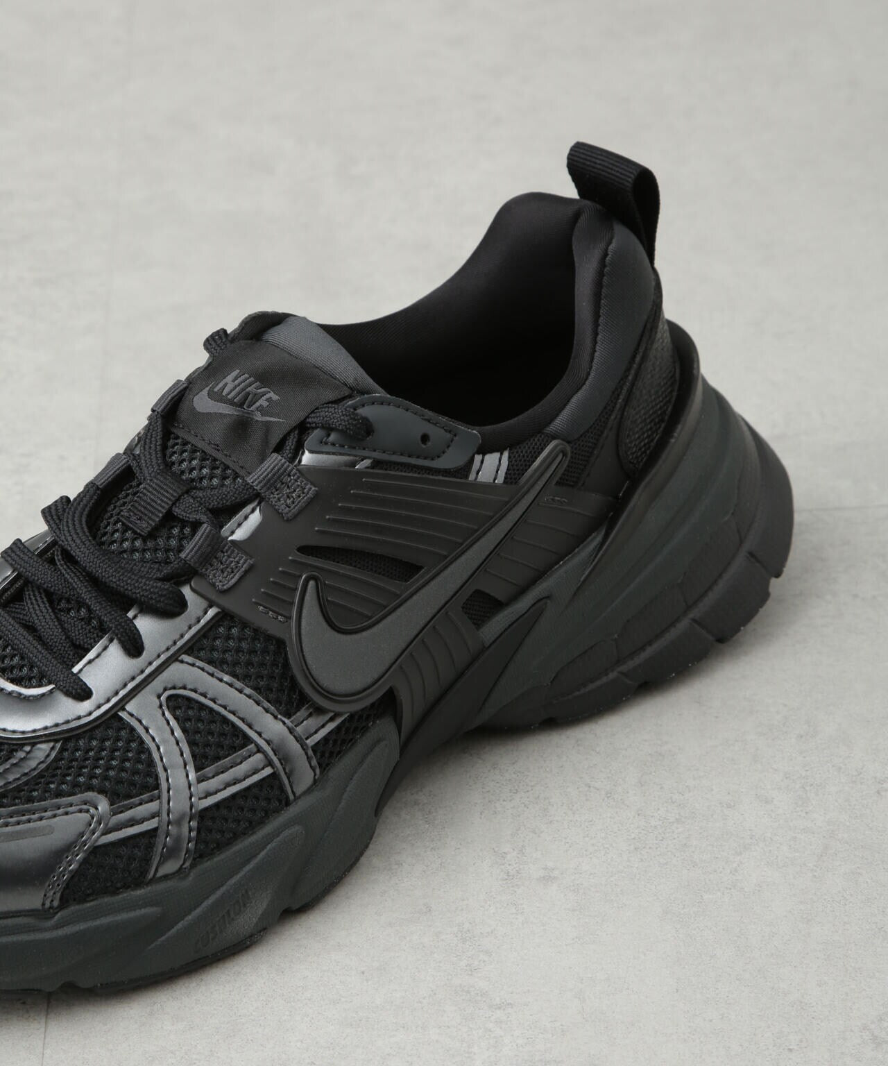 NIKE/NIKE V2K RUN 6705134233