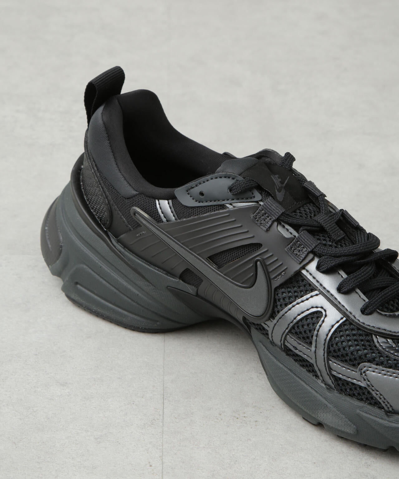 NIKE/NIKE V2K RUN 6705134233