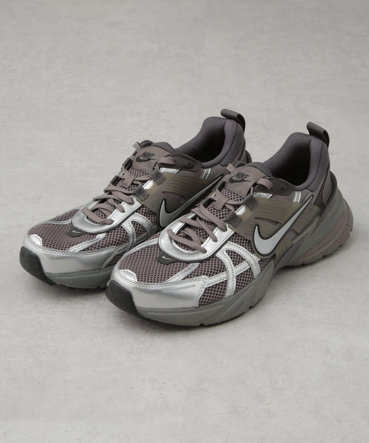 NIKE/NIKE V2K RUN 6705134234