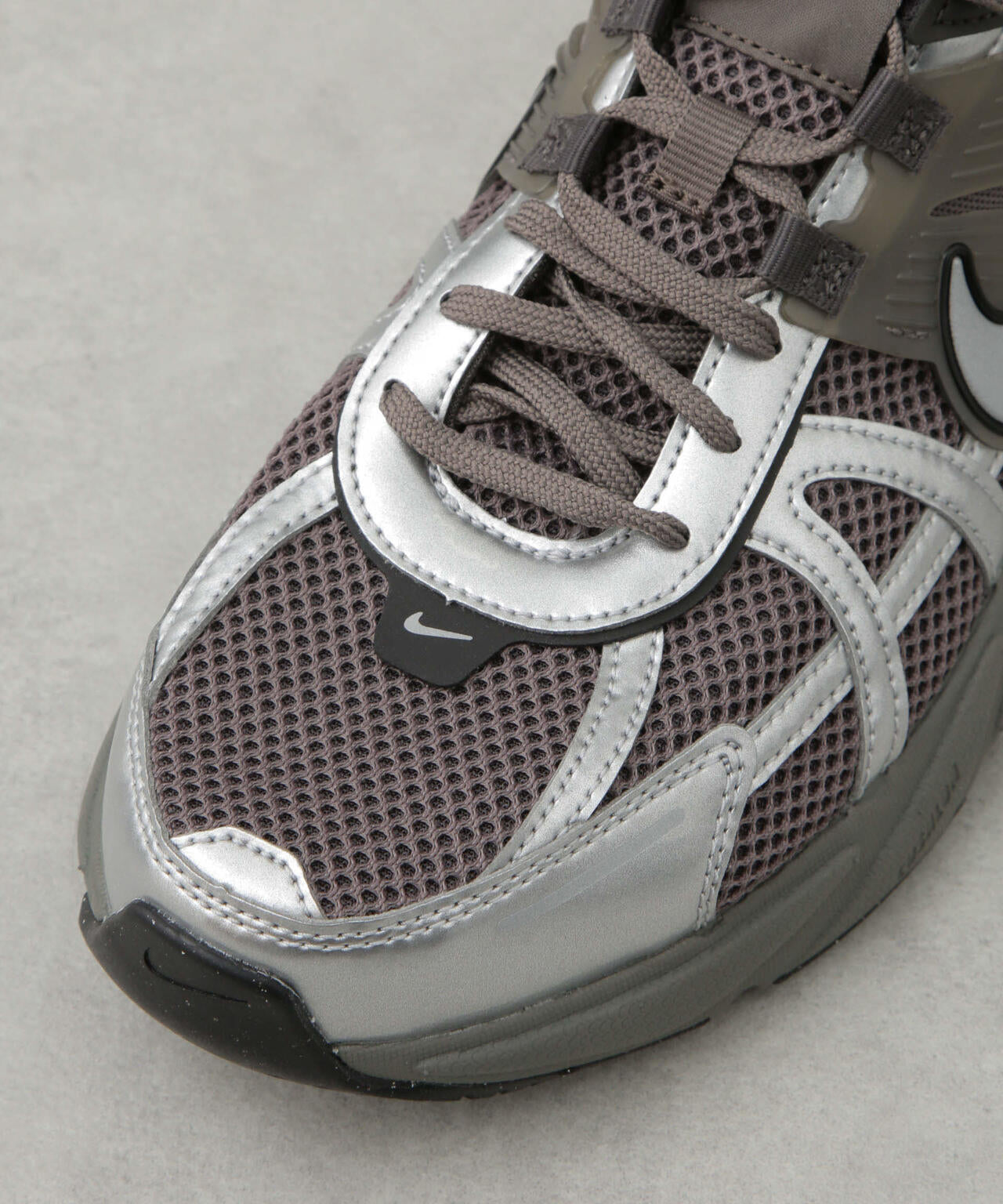 NIKE/NIKE V2K RUN 6705134234