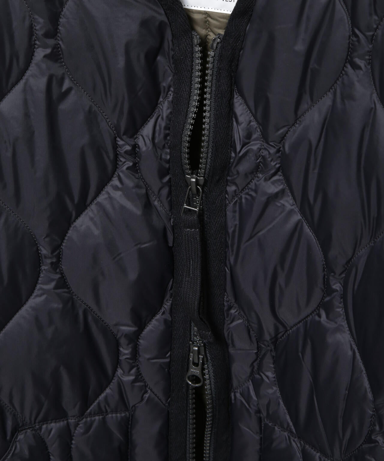 TAION/MILITARY V NECK W-ZIP DOWN VT 6705214034