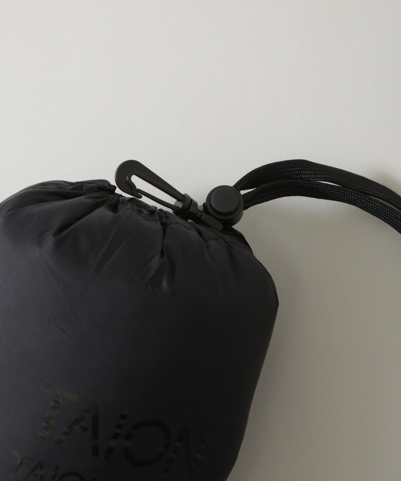 TAION/MILITARY V NECK W-ZIP DOWN VT 6705214034