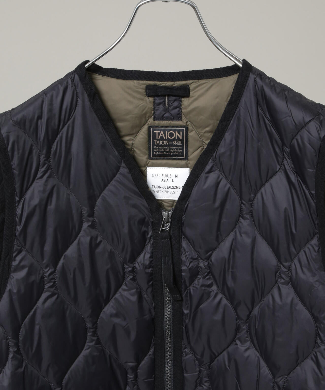 TAION/MILITARY V NECK W-ZIP DOWN VT 6705214034