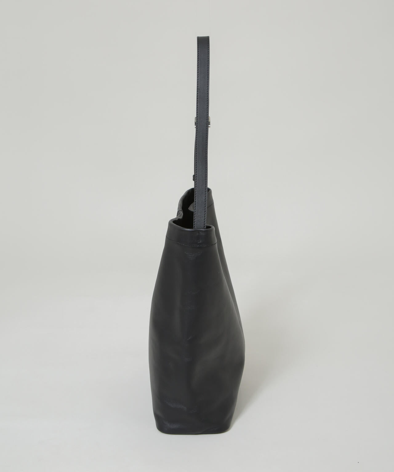 ITTI/別注 MARY BUCKET SHOULDER 6705232147