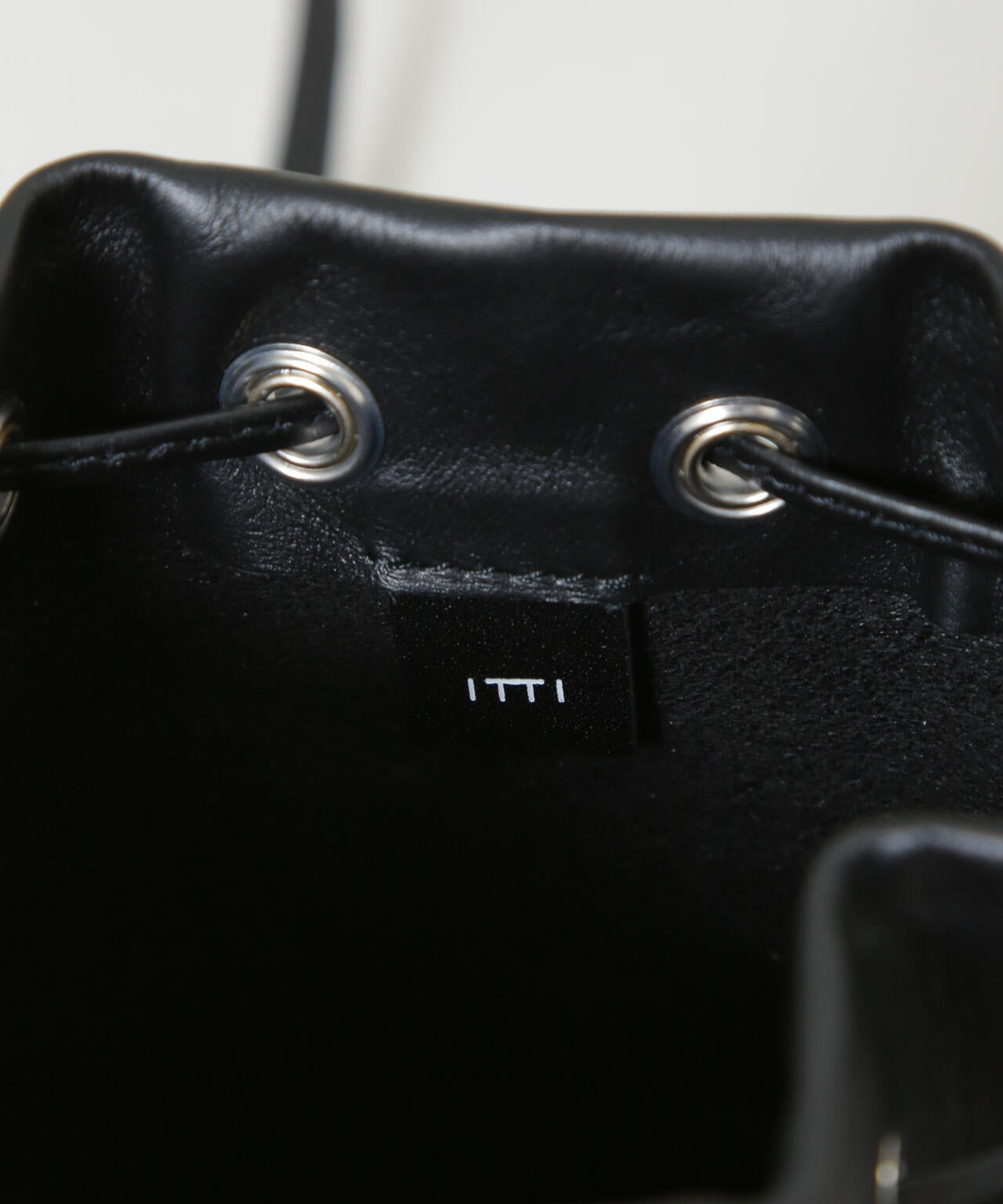 ITTI/別注 DRAWSTRING POUCH 6705232148