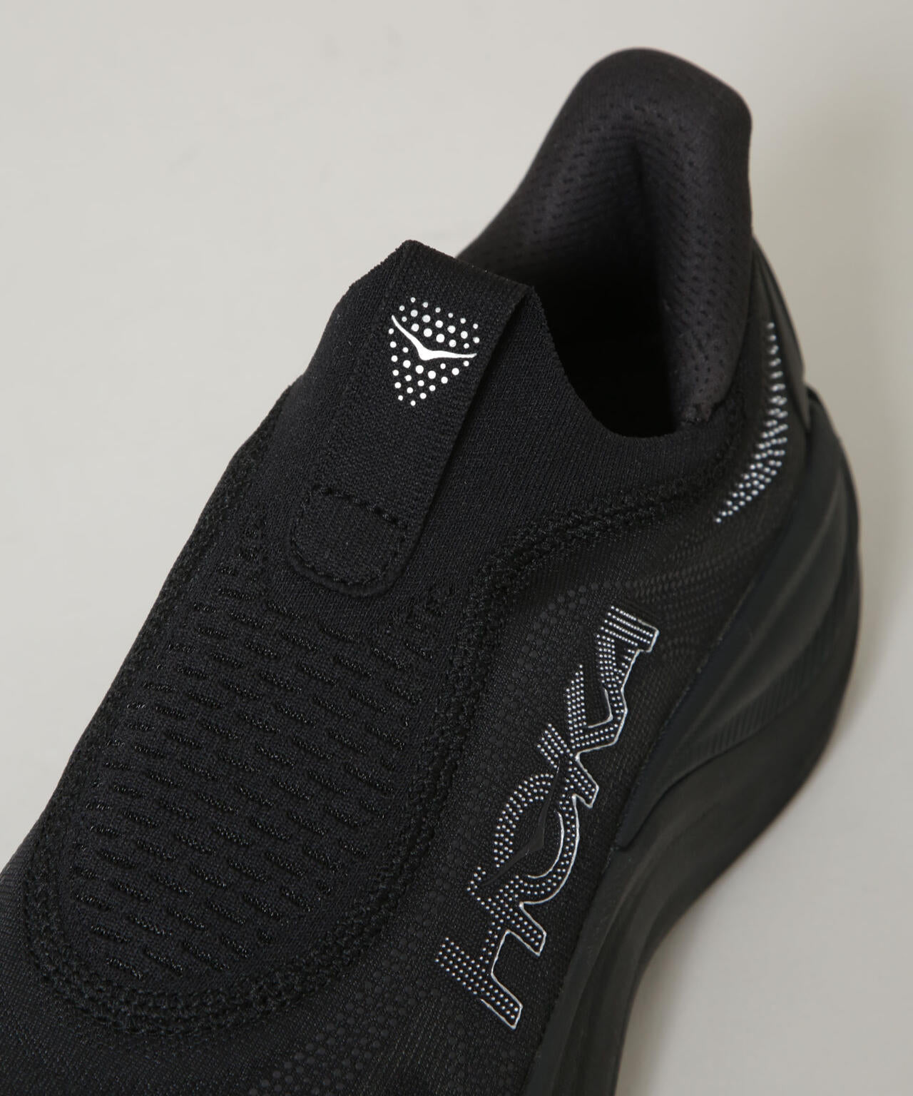 HOKA/M SKYWARD LACELESS 6705234141