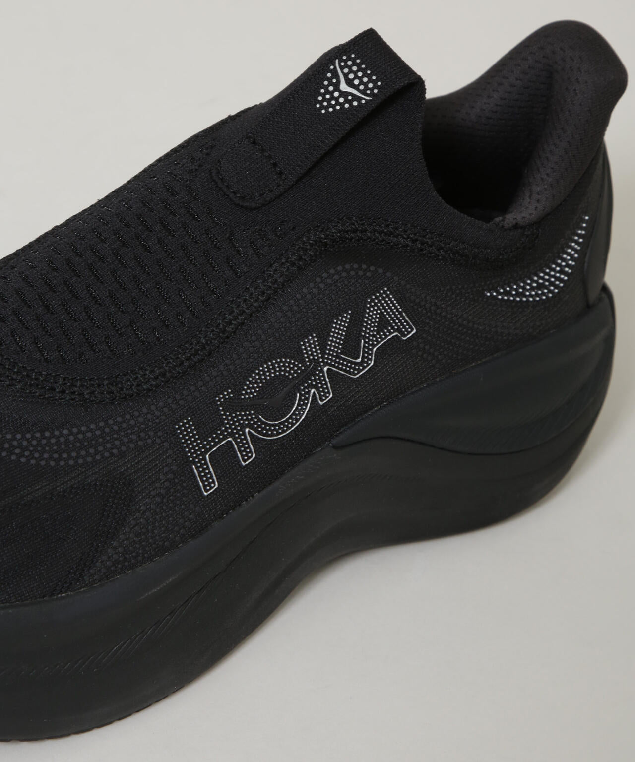HOKA/M SKYWARD LACELESS 6705234141