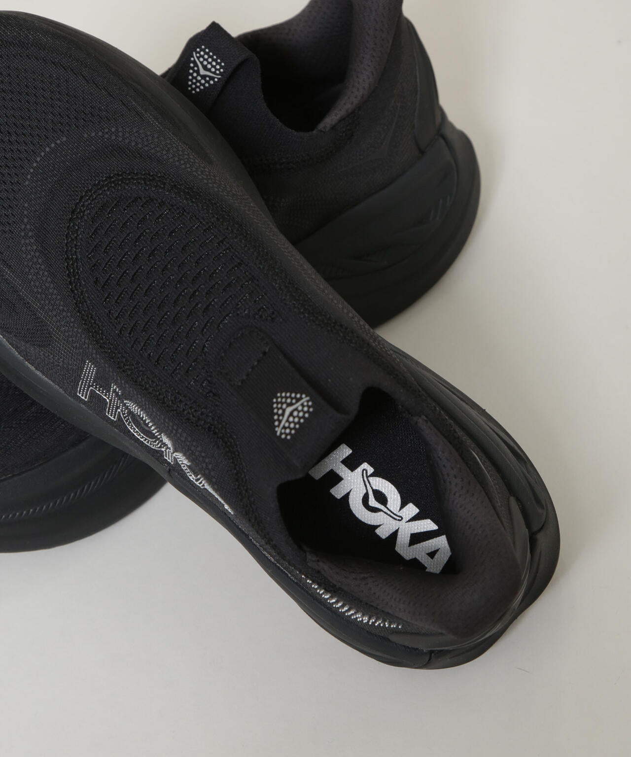 HOKA/M SKYWARD LACELESS 6705234141