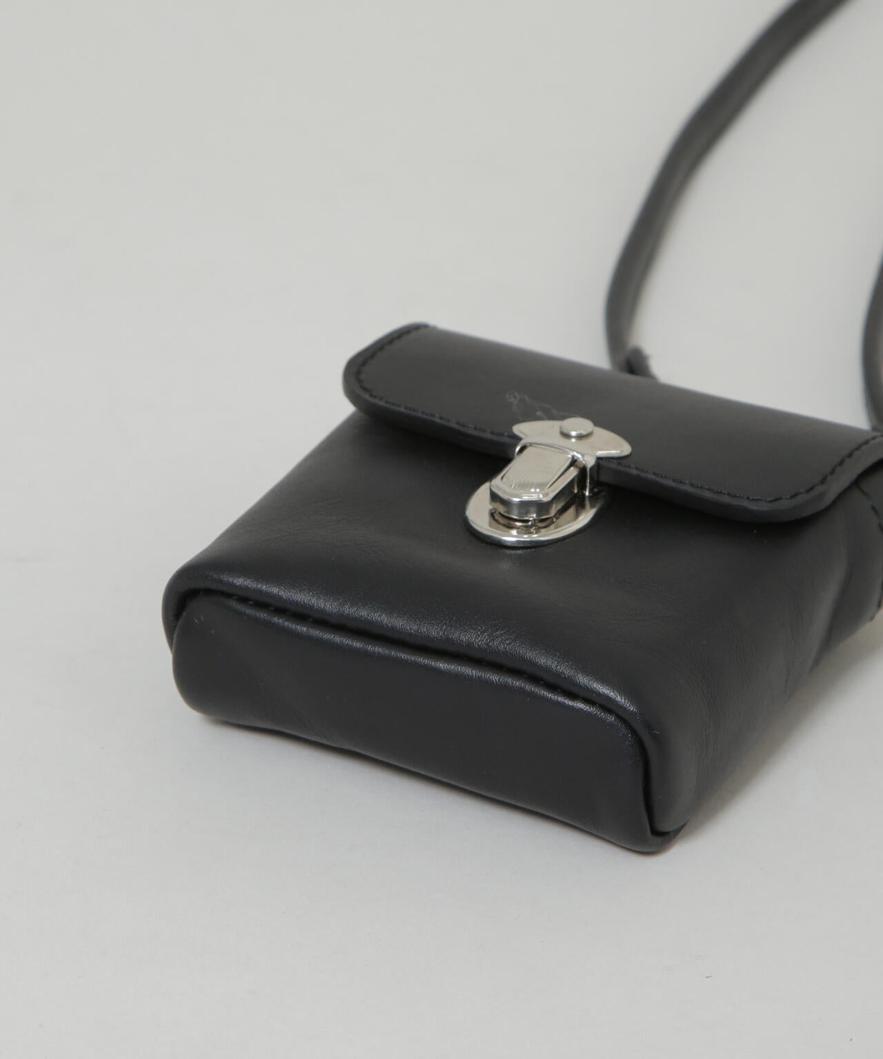 ITTI/別注 MINI SHOULDER POUCH 6705254003