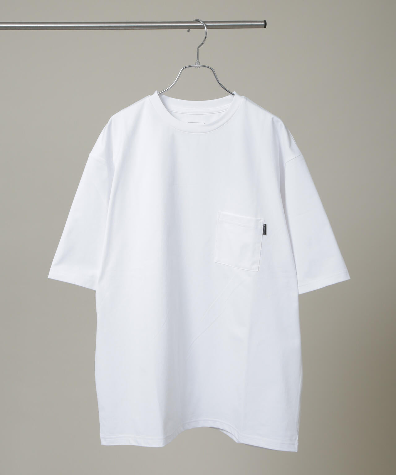 THE NORTH FACE/S/S Airy Pocket Tee 6706124008