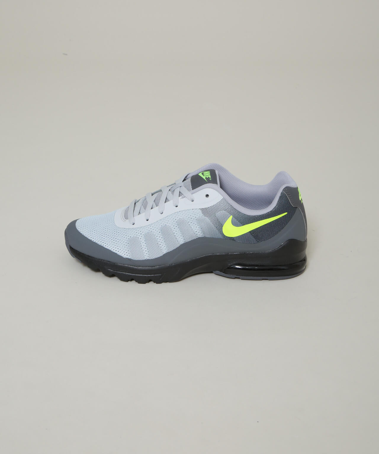 NIKE/ナイキ エア マックス インビガー 6706134054