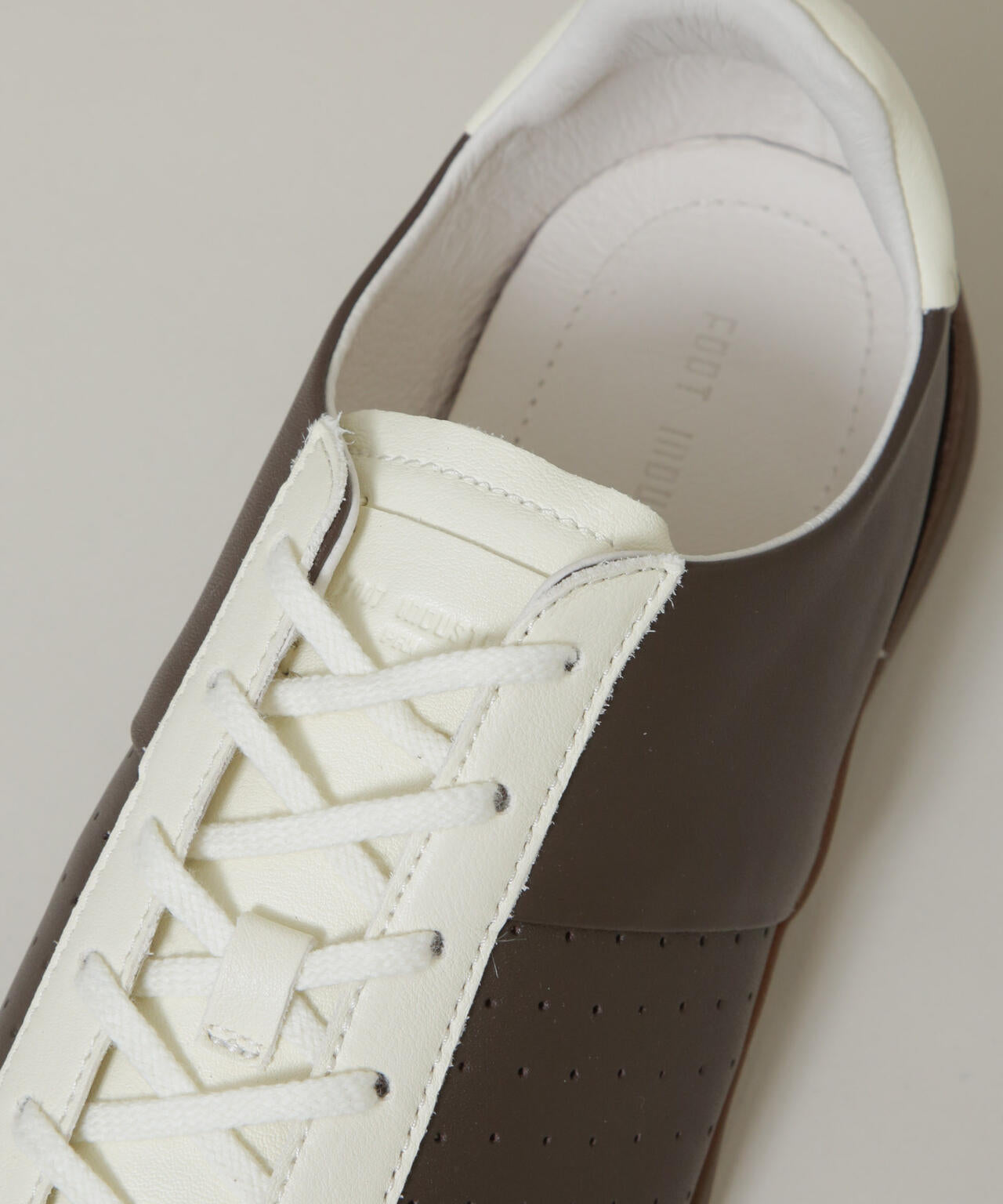 FOOT INDUSTRY/BALLET GAT 6706134077