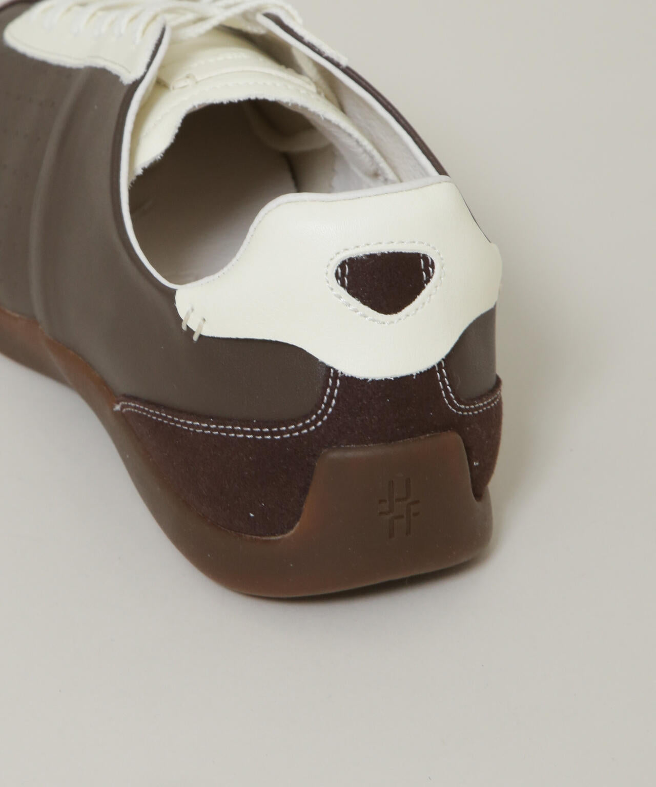 FOOT INDUSTRY/BALLET GAT 6706134077