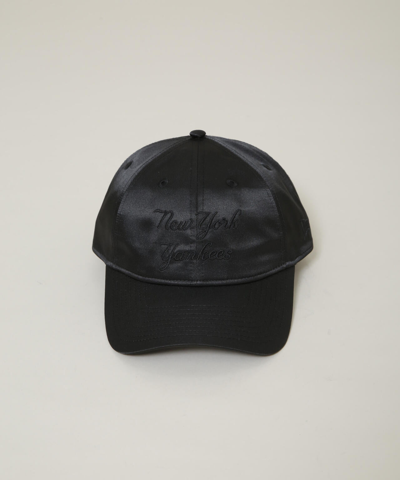 NEW ERA(R)/別注 940 NY / MLB SATIN SCRIPT CAP 6706139021
