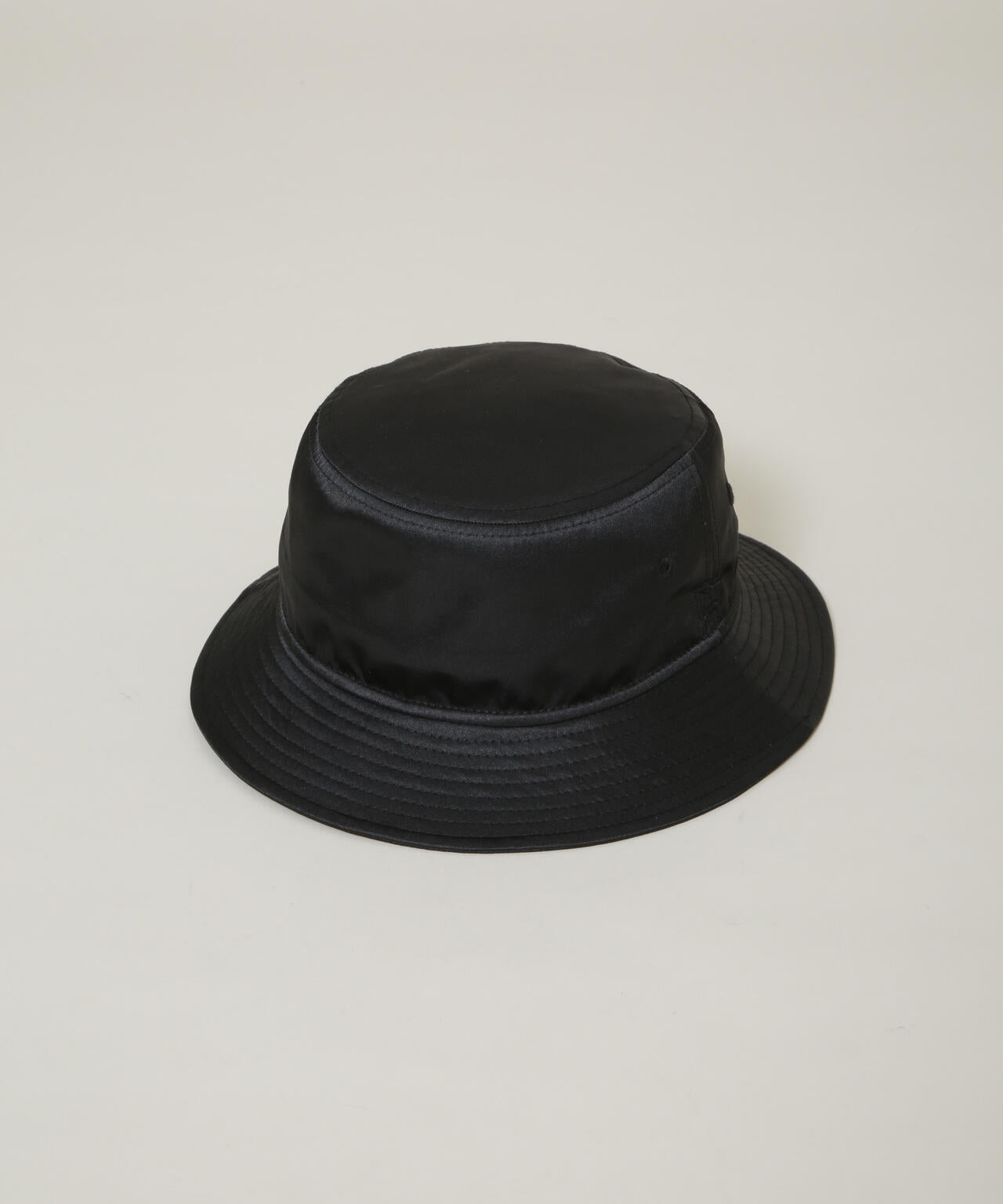 NEW ERA(R) / 別注 BUCKET01 / SATIN HAT