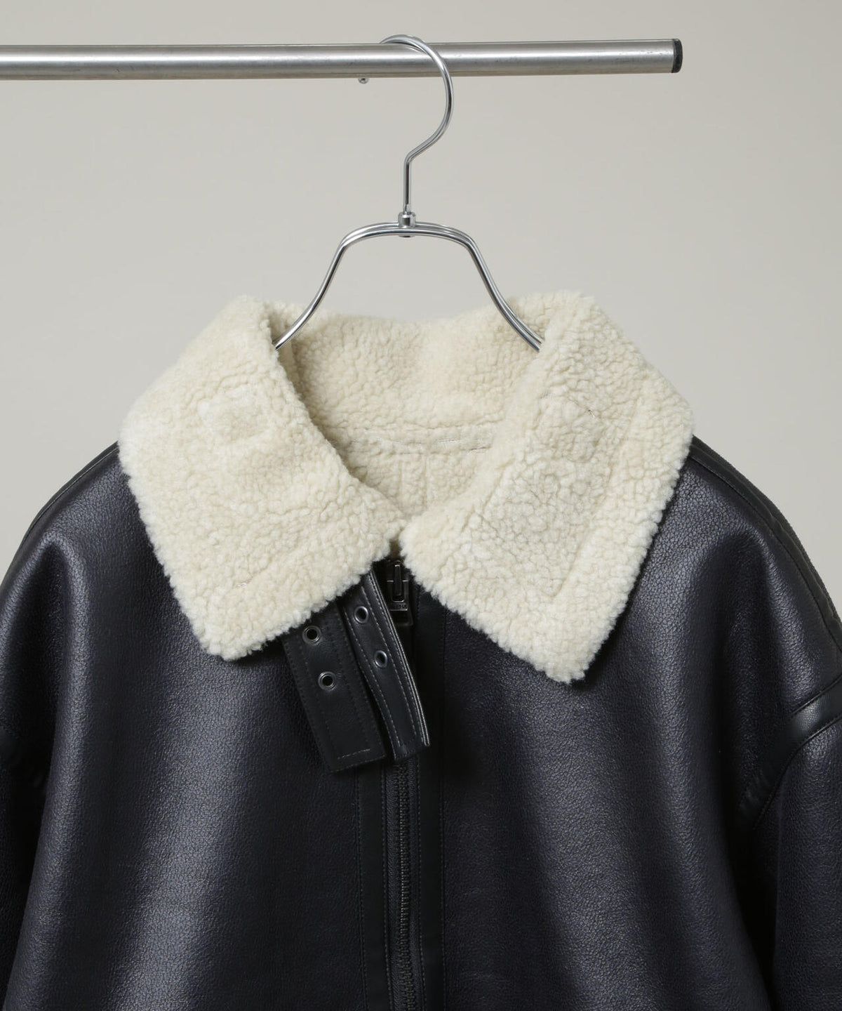 ALPHA INDUSTRIES/B-3 RELAXED FIT JACKET 6706212025