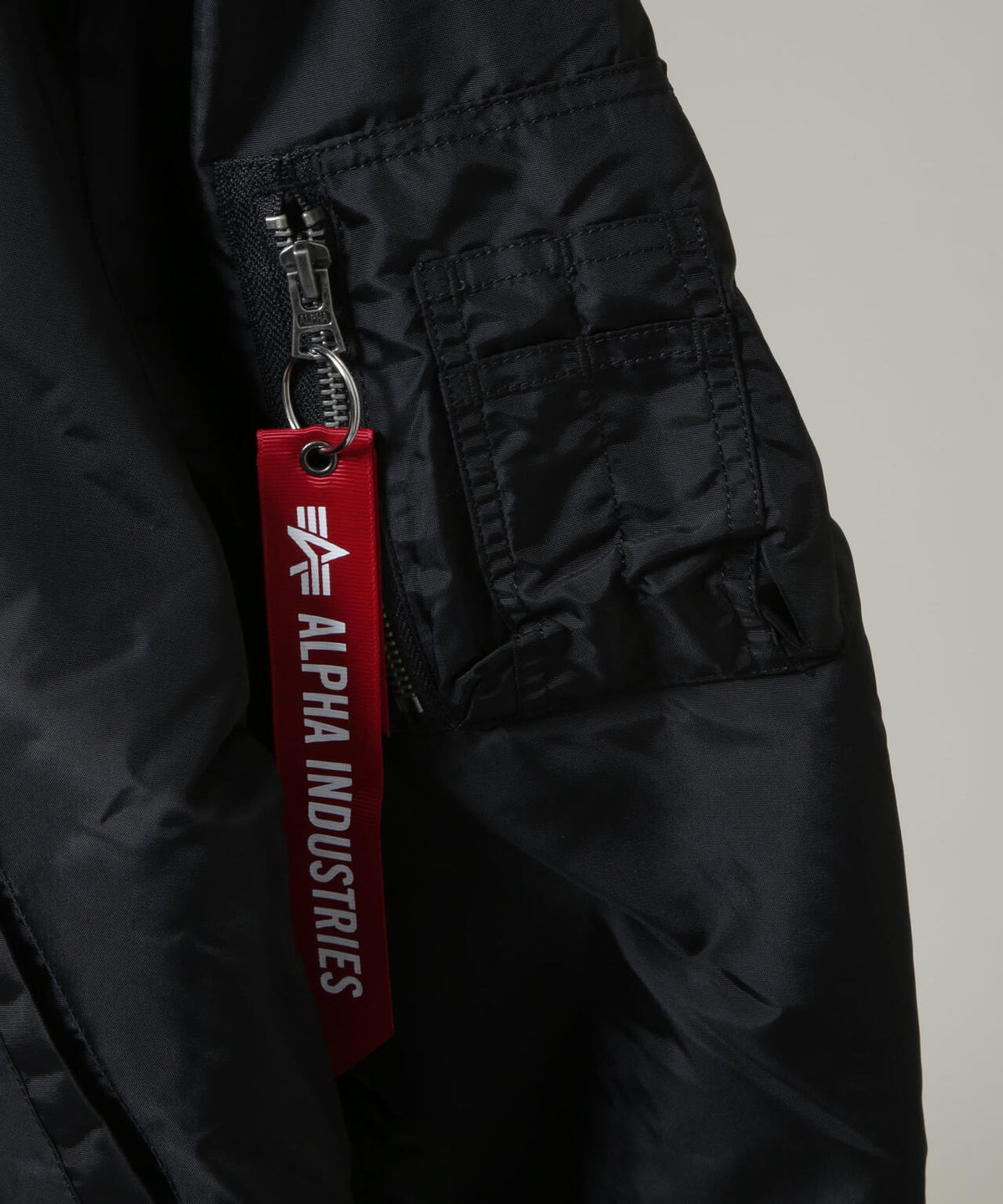 ALPHA INDUSTRIES/MA-1 RELAXED FIT FLIGHT JACKET 6706212026
