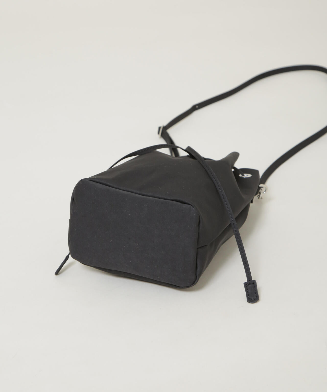 ITTI/別注 DRAWSTRING POUCH / ミリクロス 6706232198