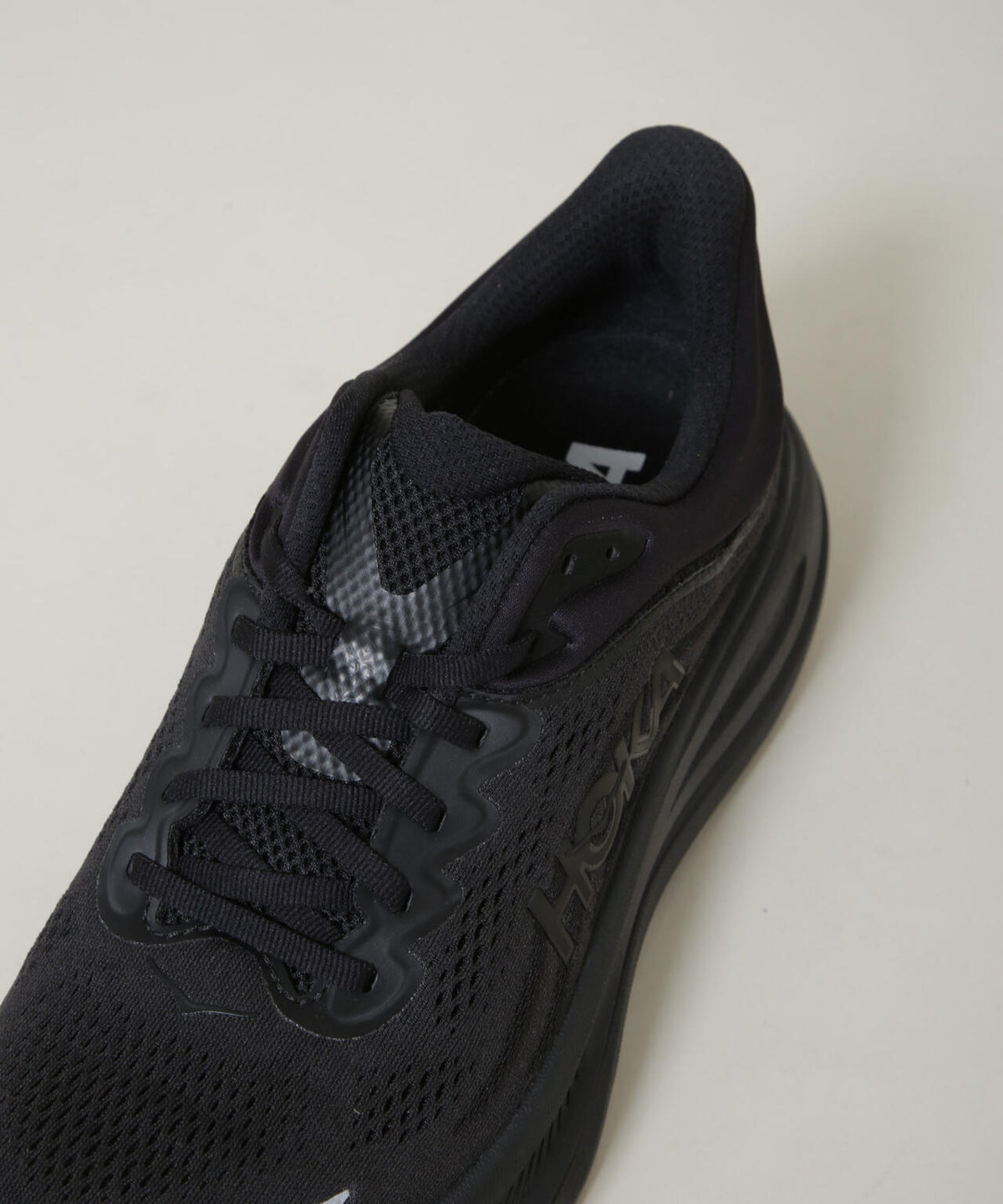 HOKA/M BONDI 9 6706234029