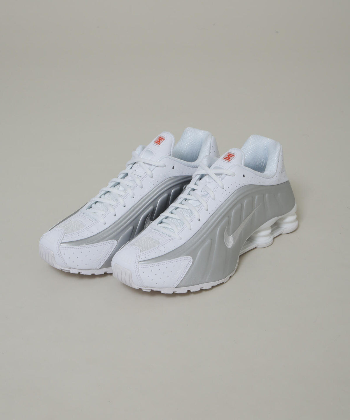 NIKE/ナイキ ショックス R4 6706234035