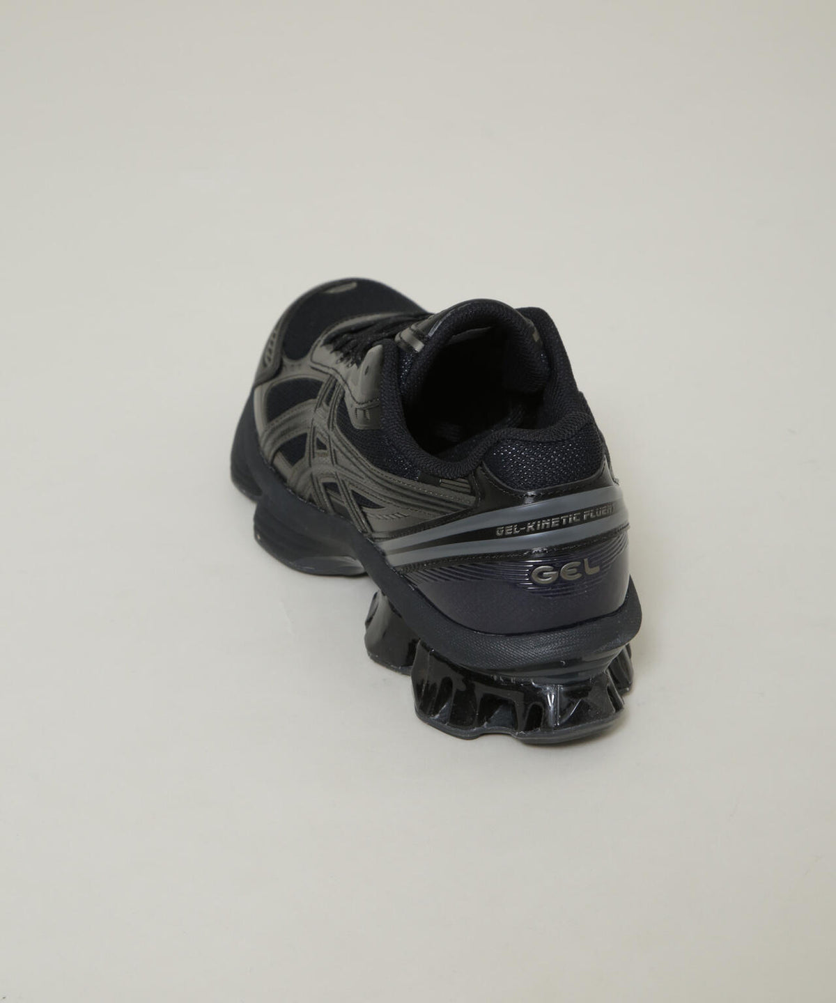 asics/GEL-KINETIC FLUENT 6706234124