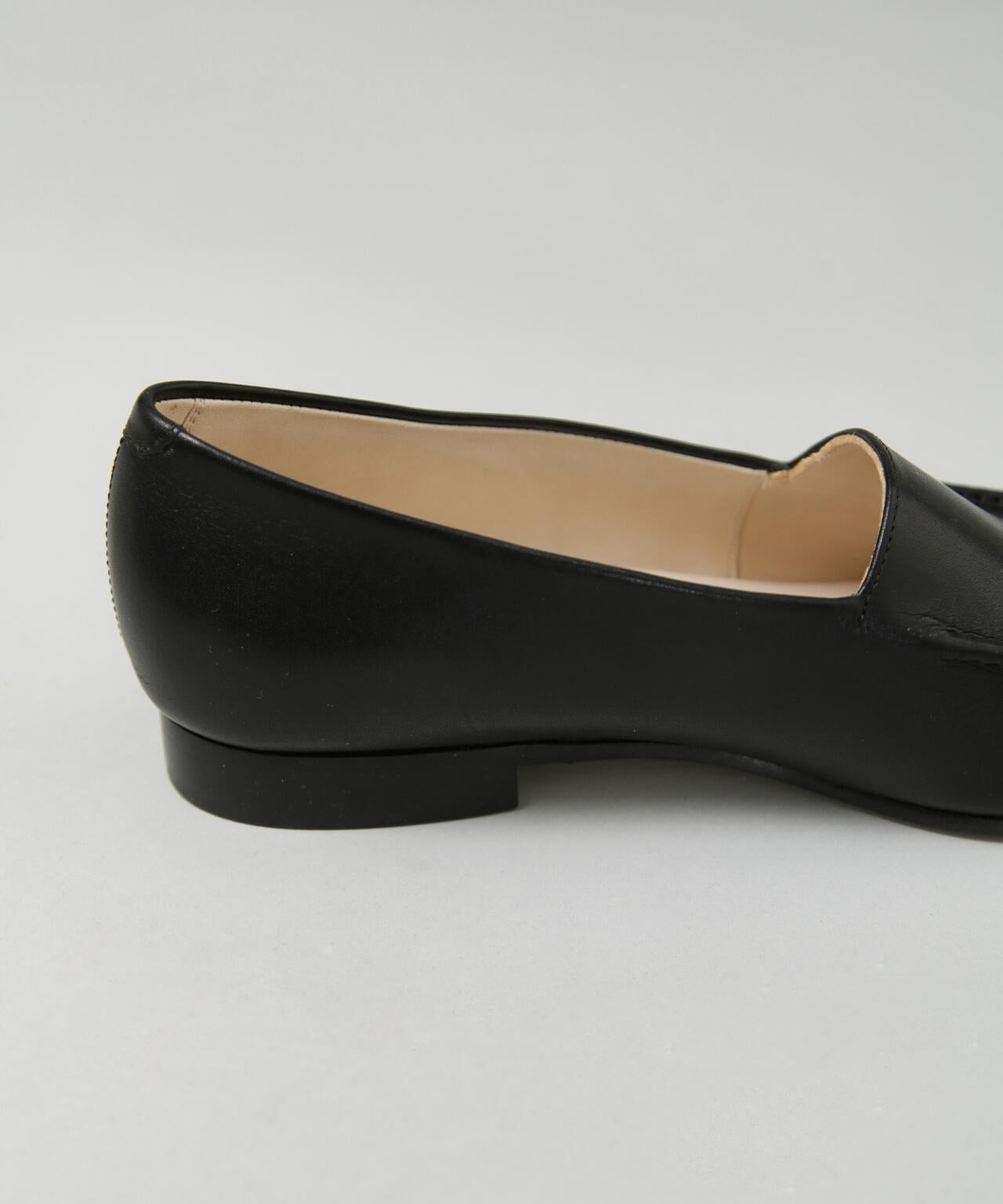 BEAUTIFUL SHOES/MINIMAL LOAFER 6713135381