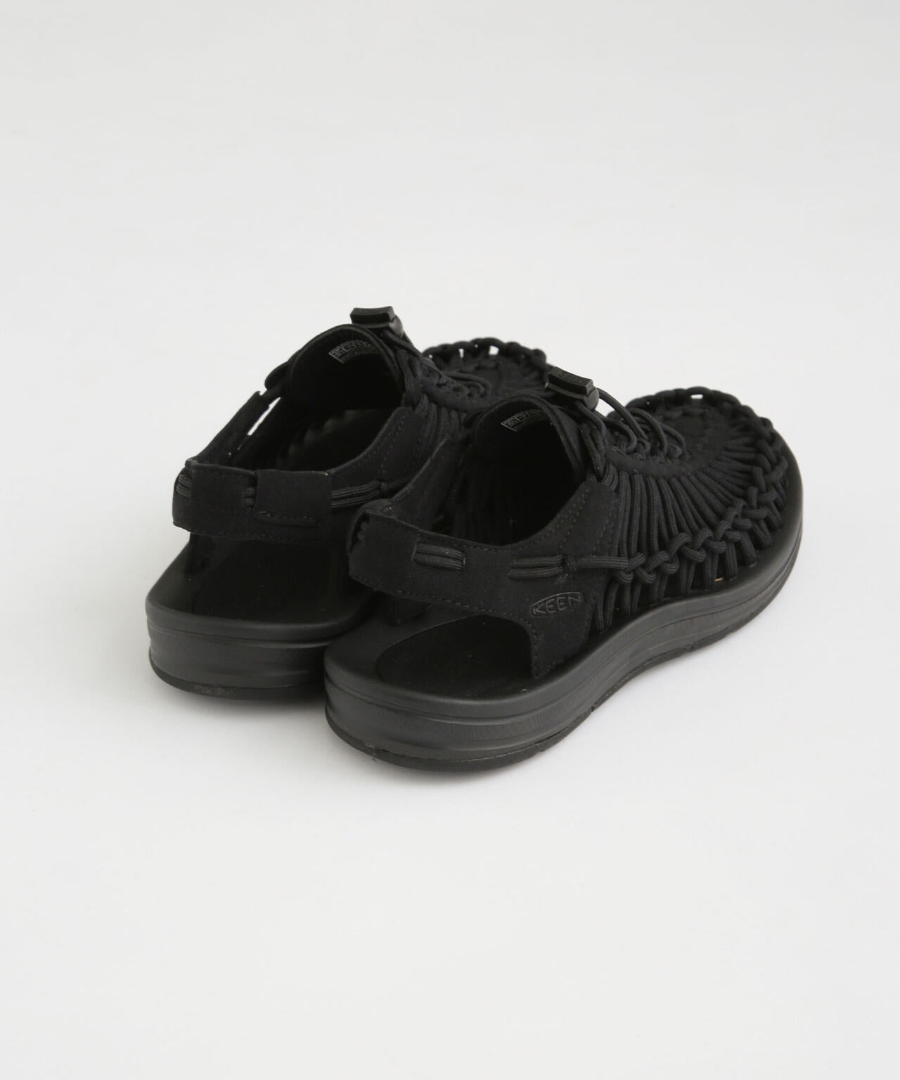 KEEN/UNEEK サンダル 6713135383