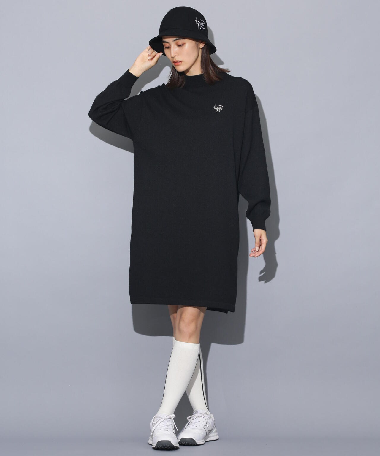 モックネックニットワンピース｜ファッション通販のSTRIPE CLUB