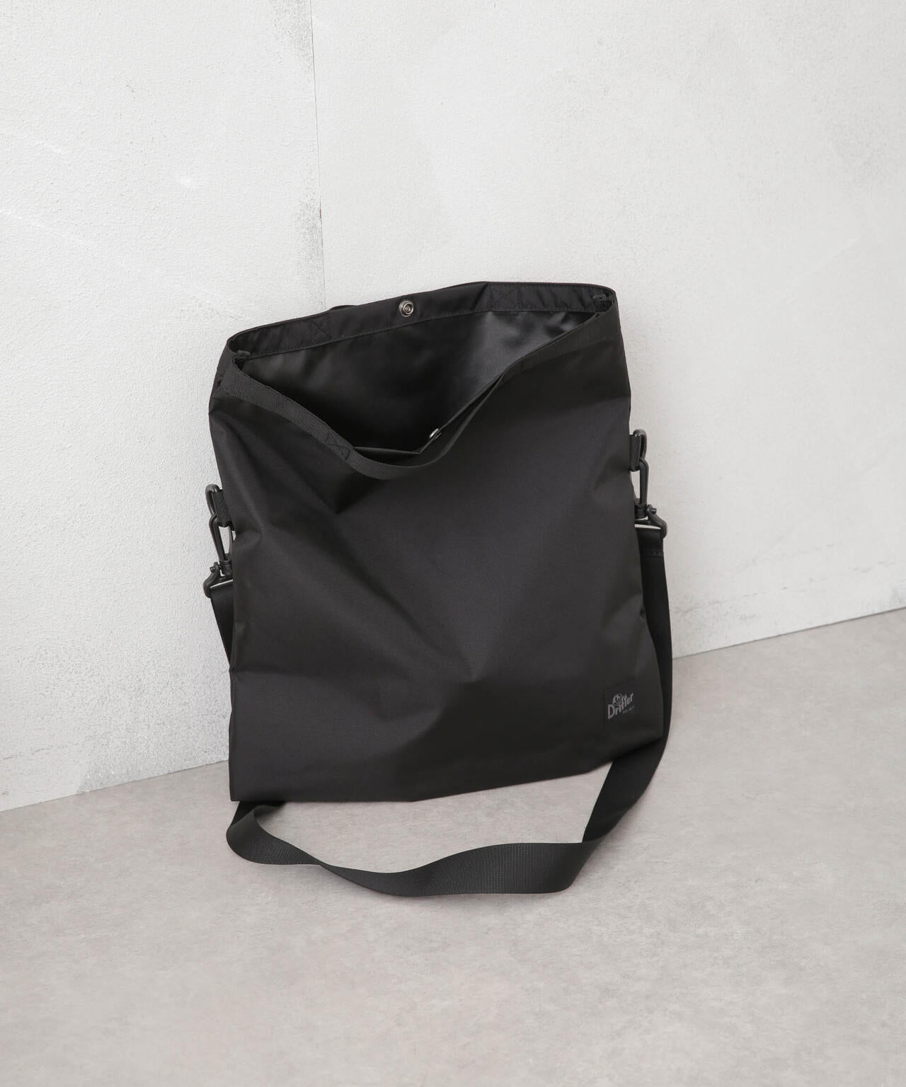 Drifter/別注 FOLD SHOULDER トート 6713232606