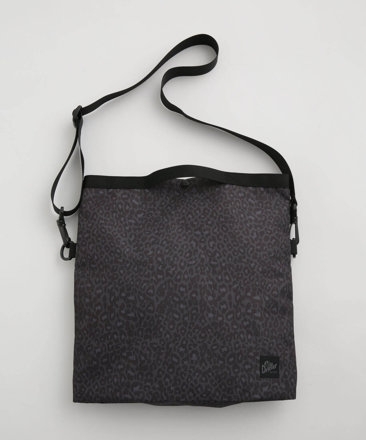Drifter/別注 FOLD SHOULDER トート 6713232606