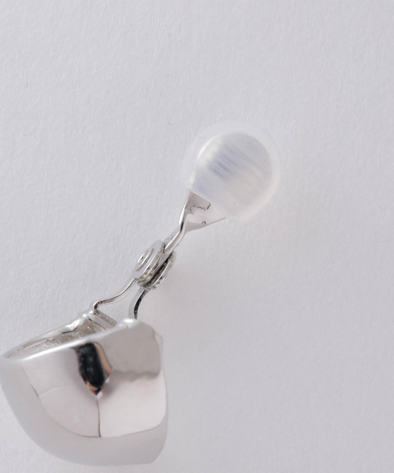 IRIS47/bowl earring 6713245022