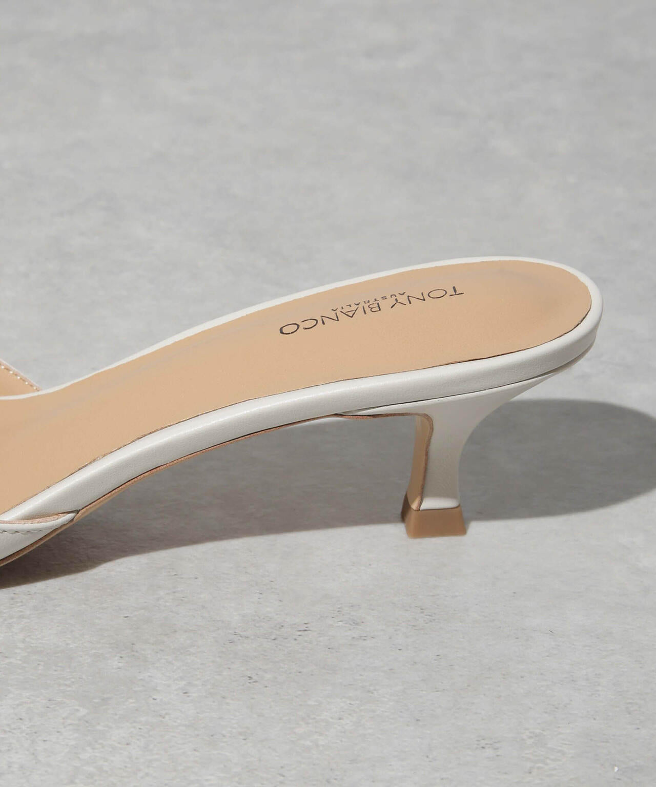 Tony Bianco/KHLOE ミュール 6714133111